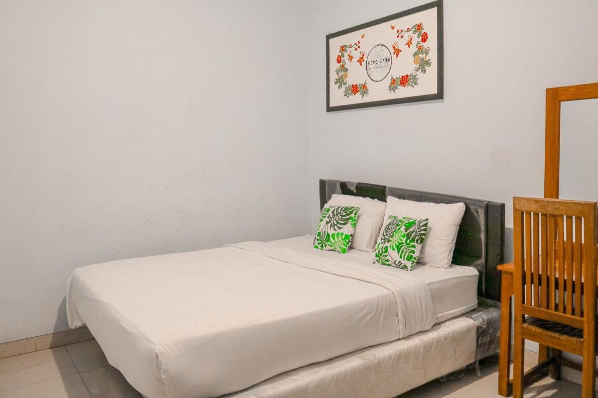 Bing Guest House Songgoriti Esterno foto